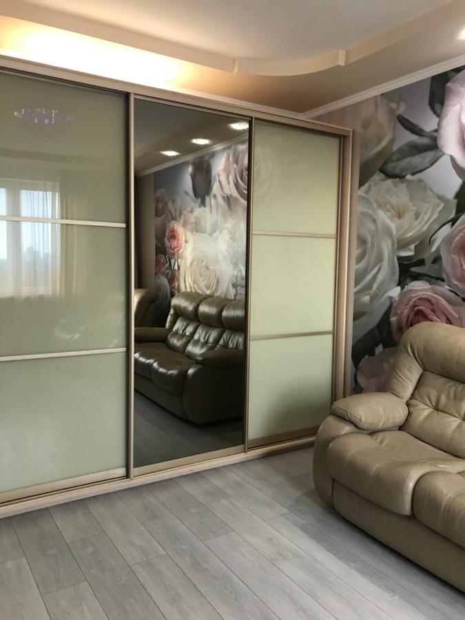 Apartmant In Kpi З Двома Спальнями キエフ エクステリア 写真