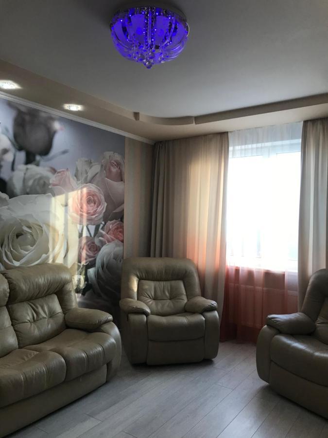 Apartmant In Kpi З Двома Спальнями キエフ エクステリア 写真