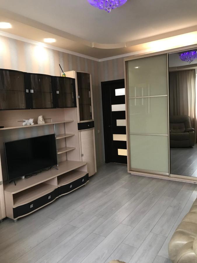 Apartmant In Kpi З Двома Спальнями キエフ エクステリア 写真