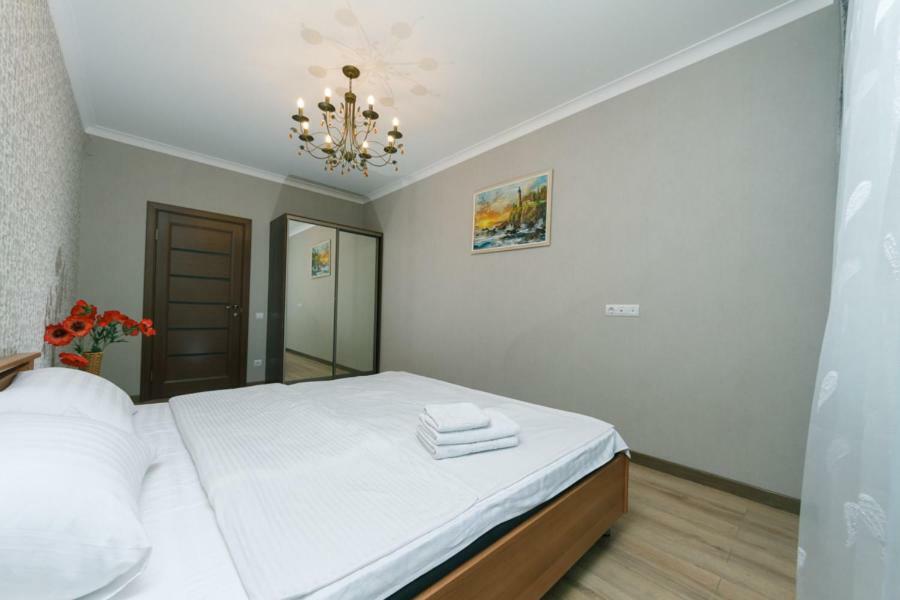 Apartmant In Kpi З Двома Спальнями キエフ エクステリア 写真