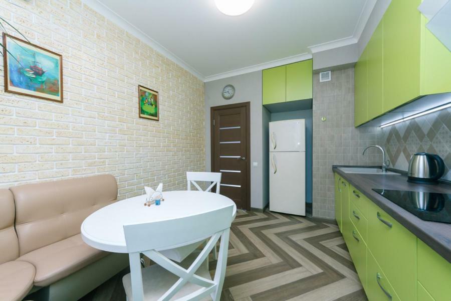 Apartmant In Kpi З Двома Спальнями キエフ エクステリア 写真